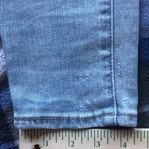 Low Rise Skinniest BULLHEAD Jeans - Picture 4 of 8